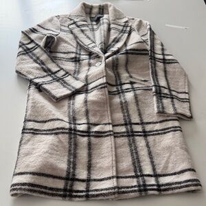 Rachel Zoe Cream and Black Plaid Blazer size small shacket